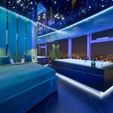 ורוצלב Apartamenty Sky Tower Z Jakuzzi Przy Oknie מראה חיצוני תמונה