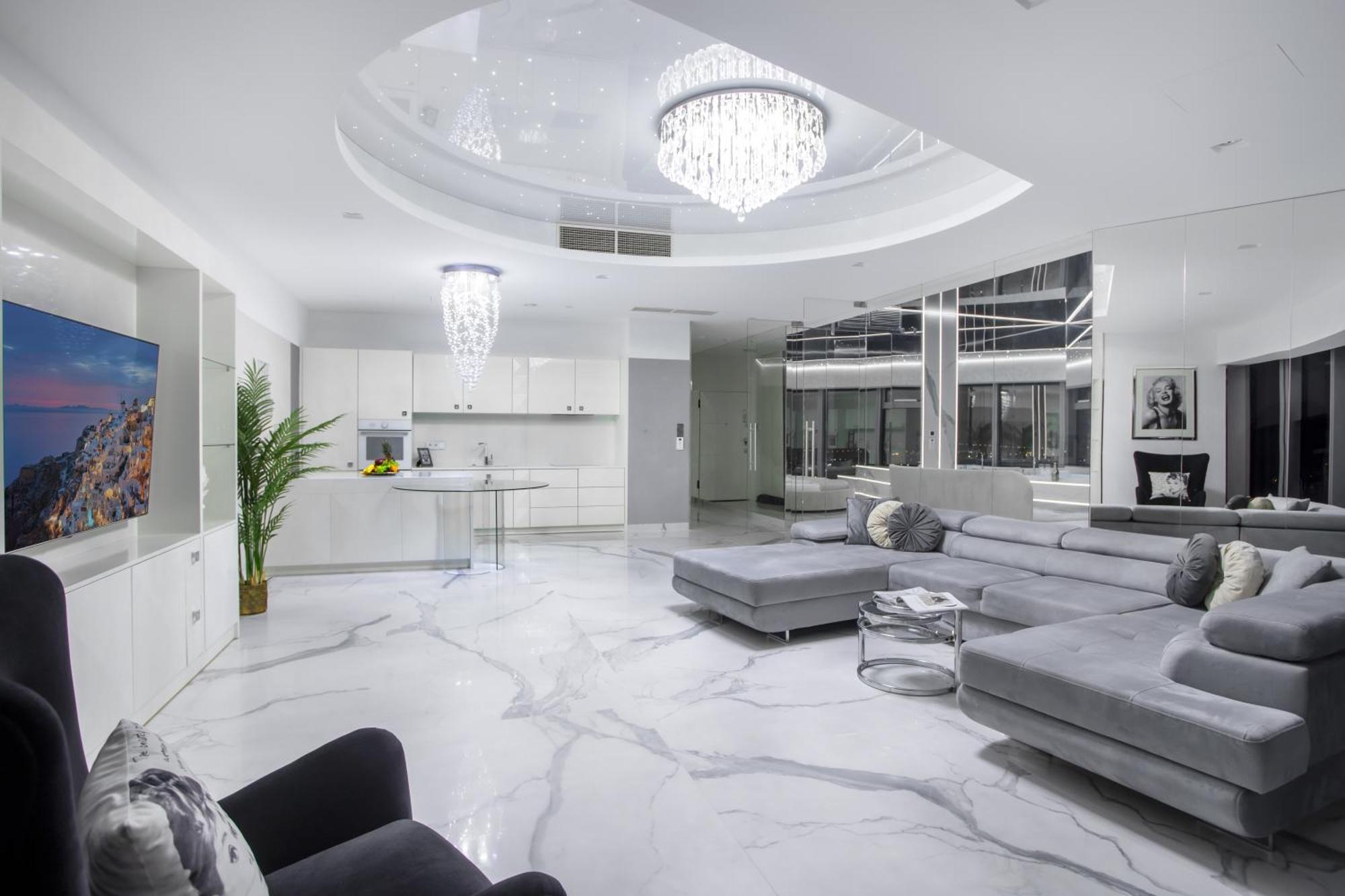 ורוצלב Apartamenty Sky Tower Z Jakuzzi Przy Oknie מראה חיצוני תמונה