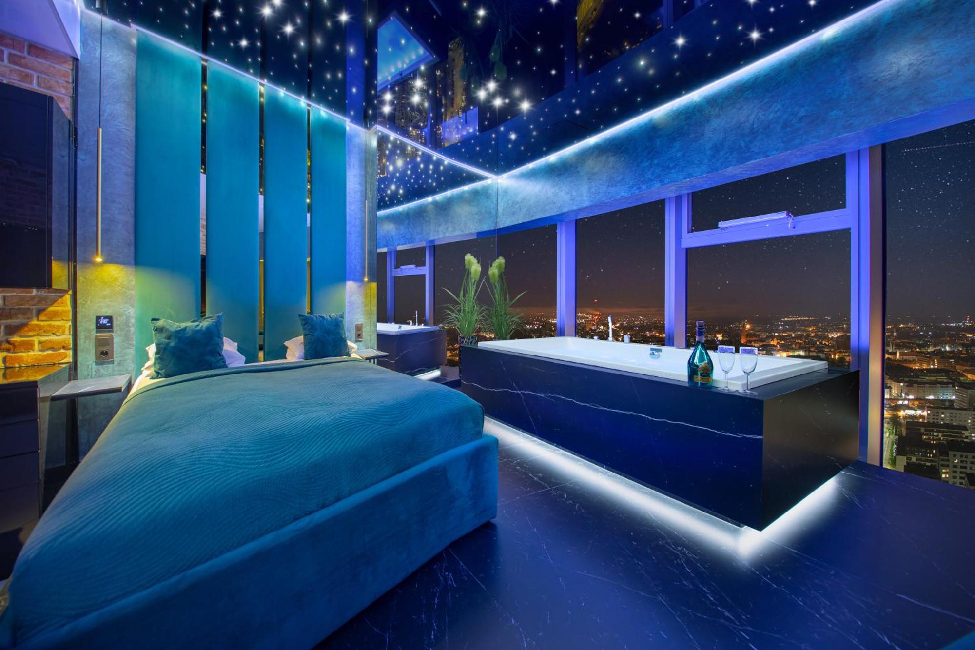 ורוצלב Apartamenty Sky Tower Z Jakuzzi Przy Oknie מראה חיצוני תמונה