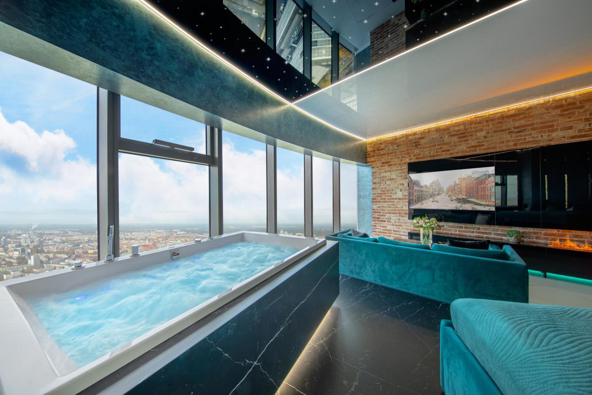 ורוצלב Apartamenty Sky Tower Z Jakuzzi Przy Oknie מראה חיצוני תמונה