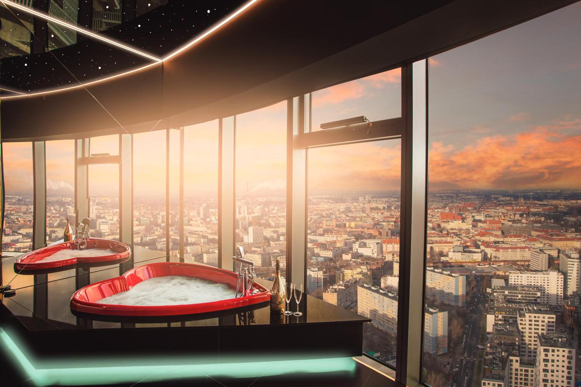 ורוצלב Apartamenty Sky Tower Z Jakuzzi Przy Oknie מראה חיצוני תמונה