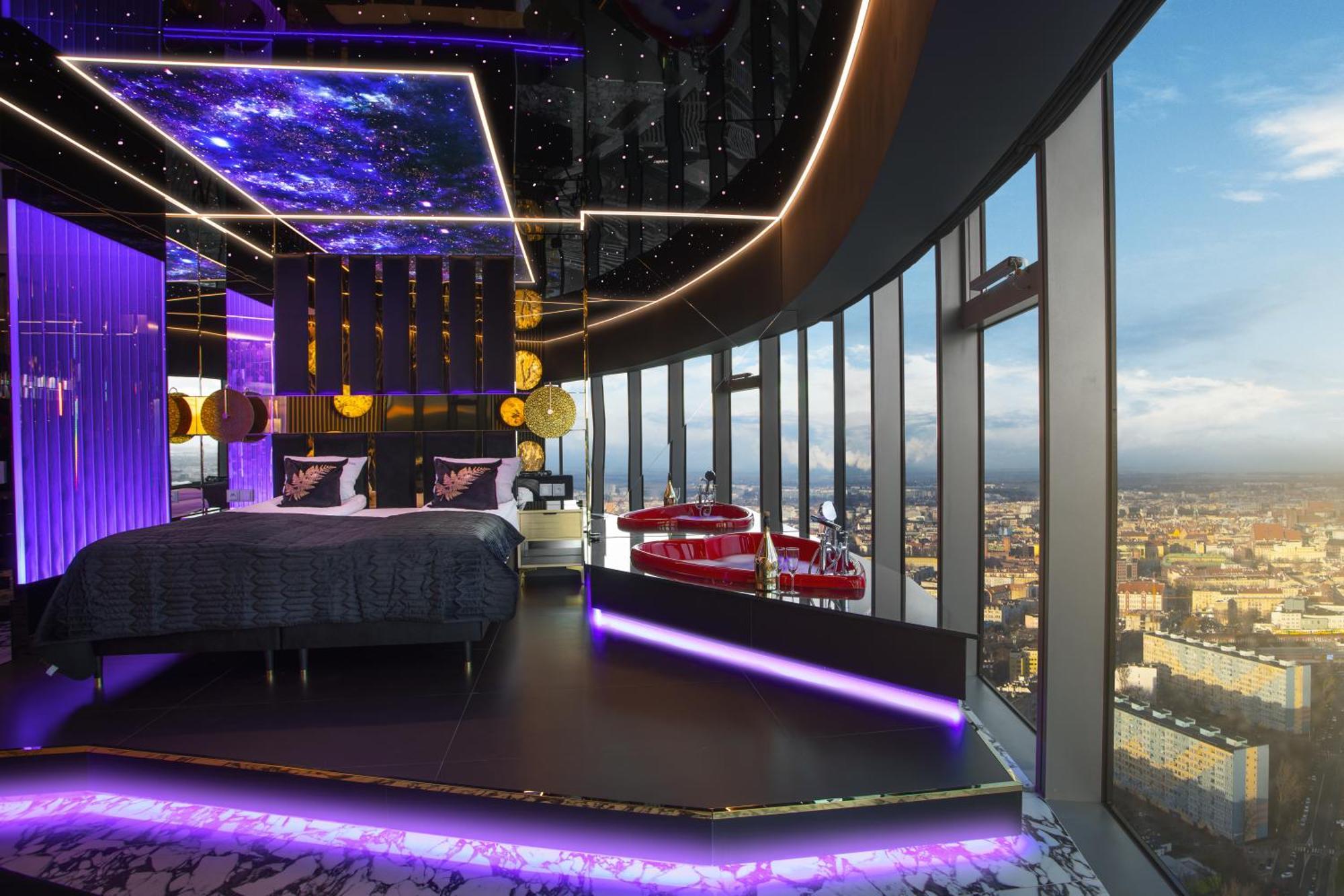 ורוצלב Apartamenty Sky Tower Z Jakuzzi Przy Oknie מראה חיצוני תמונה